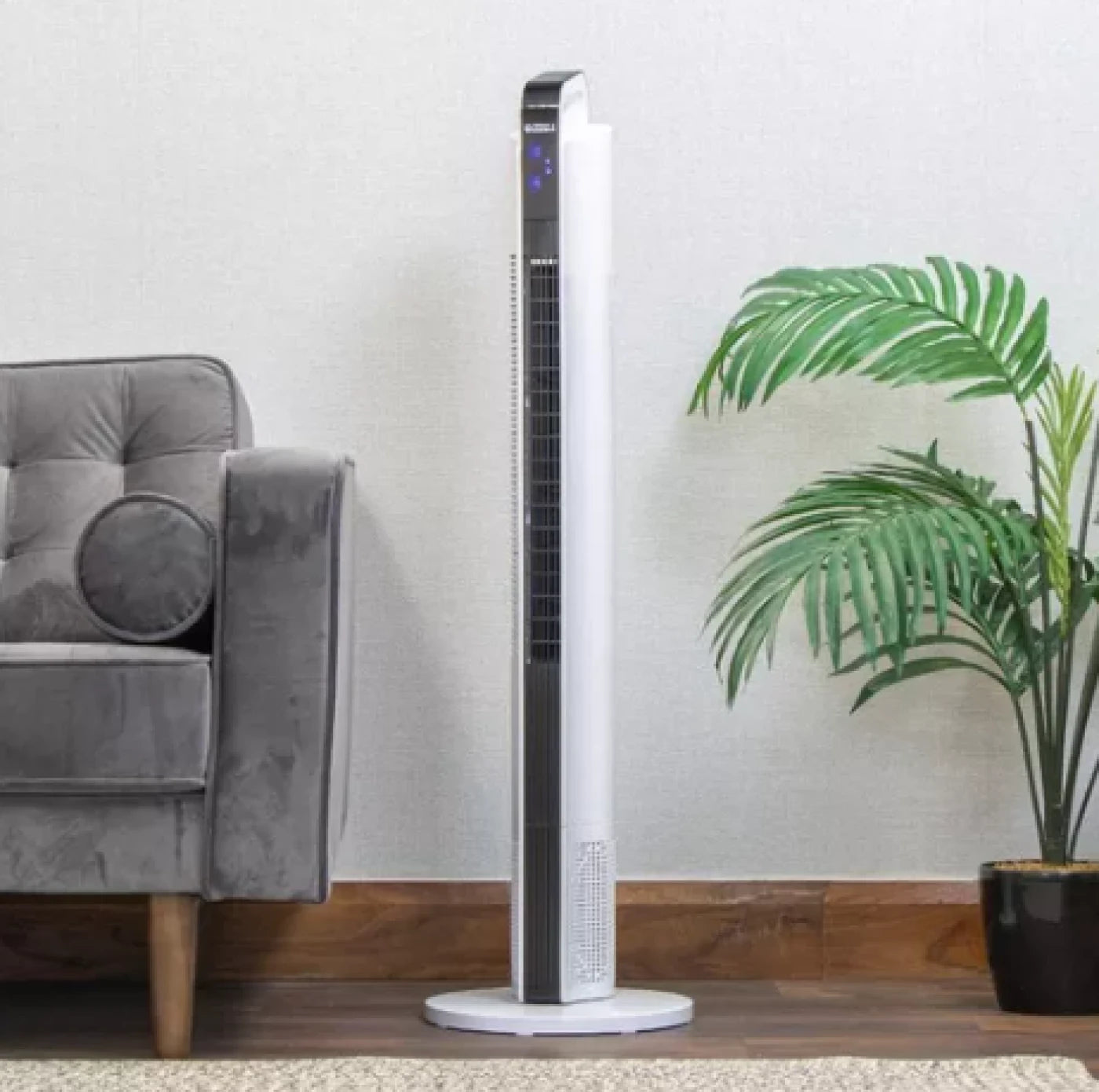 43" Spear & Jackson Slim Tower Fan, 3 Speed Oscillating Air Flow , w/remote control