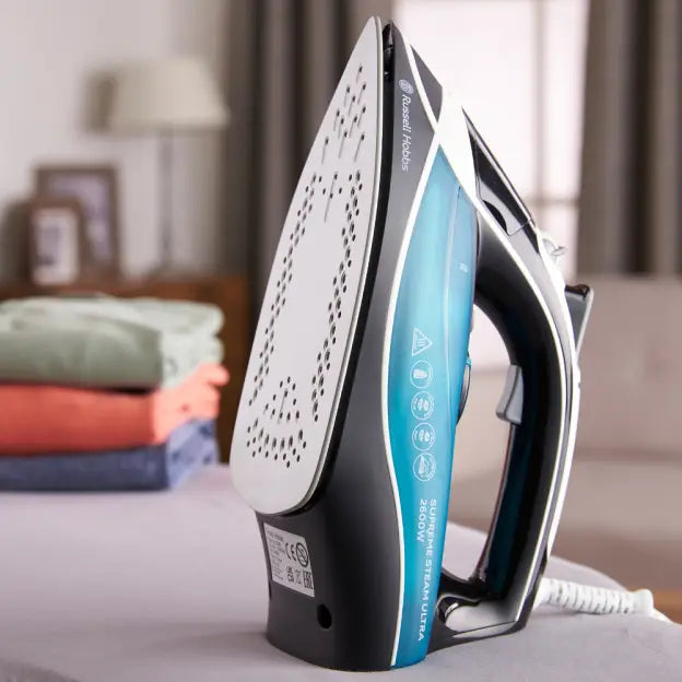 Russell Hobbs Supremesteam 2600,Cer,60/155,AC,ASO,3m, Non Stick, Fast Heat Up, Stylish - 23260